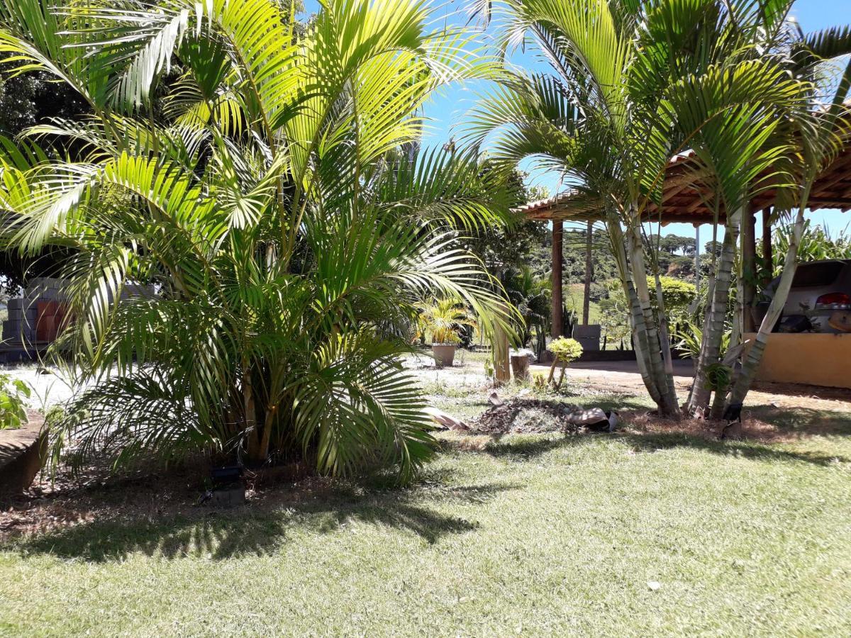 Chácara Família H Caratinga Exterior foto