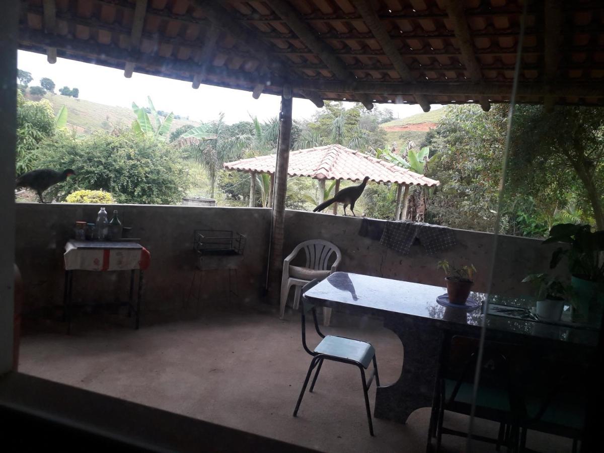 Chácara Família H Caratinga Exterior foto