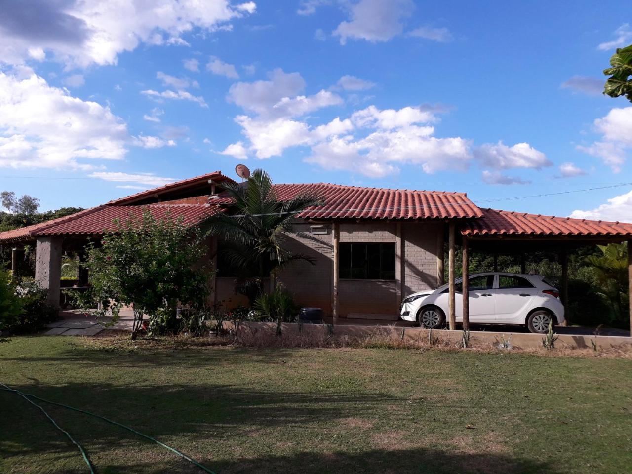 Chácara Família H Caratinga Exterior foto